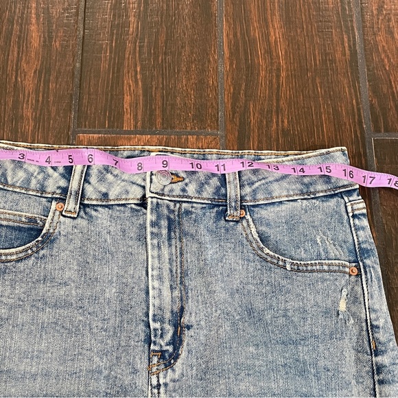 Wild Fable Denim mini skirt women’s size 12 - Picture 3 of 7